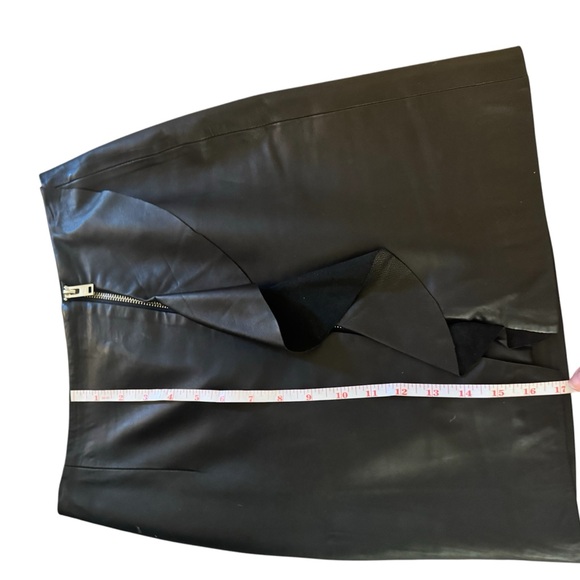 IRO Genuine Leather Mini Skirt Size 34 (size 0) with ruffle and zipper detail. - Picture 5 of 5